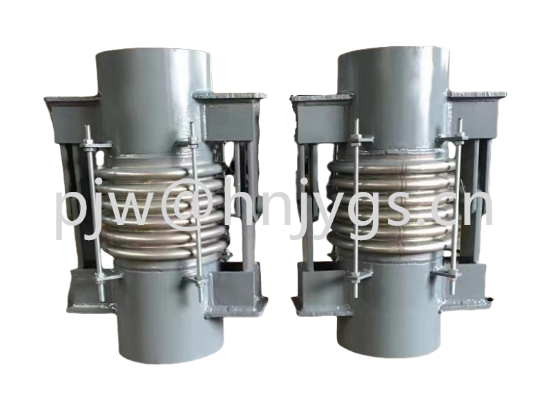 Hinged bellows expansion joint